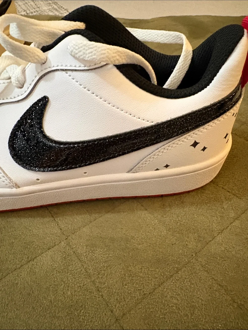 Nike Court Borough Low 2 SE 'White Very Berry' DM0110-100